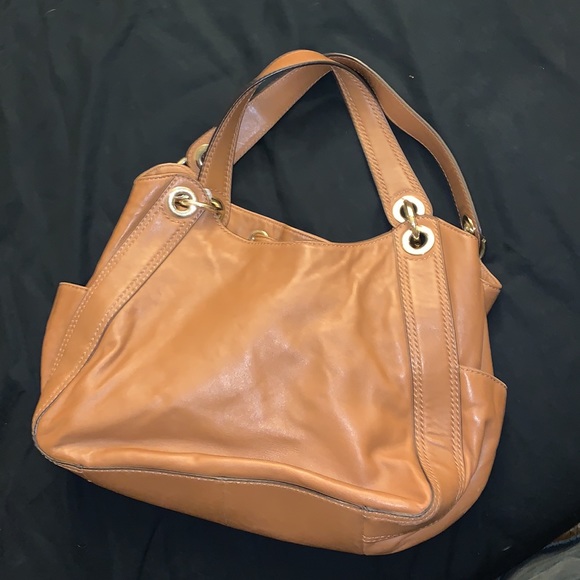 Michael Kors - tan leather bag and wallet set - Picture 4 of 9